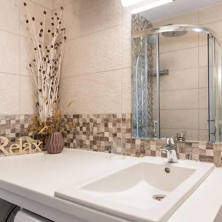 Stylish One Bedroom With Swimming Pool Varna
