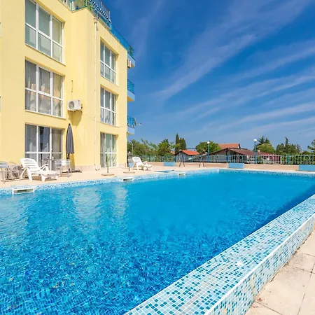 Stylish One Bedroom With Swimming Pool Varna