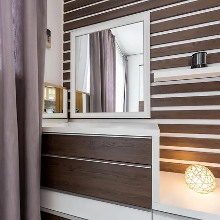Apartmán Stylish One Bedroom With Swimming Pool *
